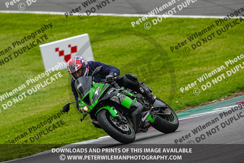 donington no limits trackday;donington park photographs;donington trackday photographs;estoril;event digital images;motorbikes;no limits;no limits trackdays;peter wileman photography;portugal;trackday;trackday digital images;trackday photos